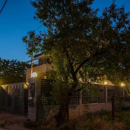 Villa Dana's Luxury Maisonette Volos