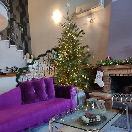 Dana's Luxury Maisonette