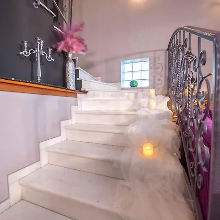 Villa Dana's Luxury Maisonette Volos