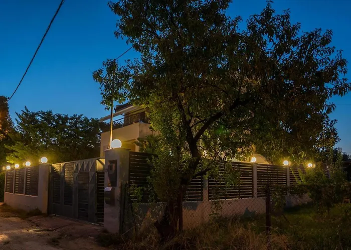 Villa Dana's Luxury Maisonette Volos