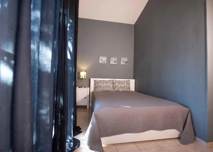 Dana's Luxury Maisonette Villa *