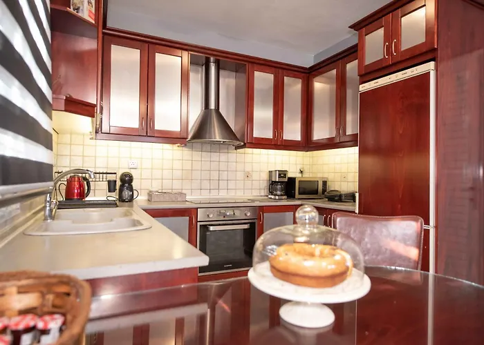 Dana's Luxury Maisonette Volos