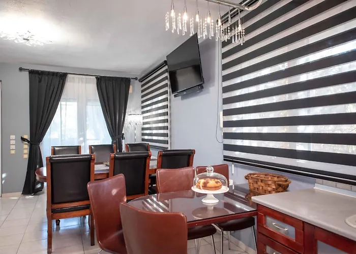 Villa Dana's Luxury Maisonette *