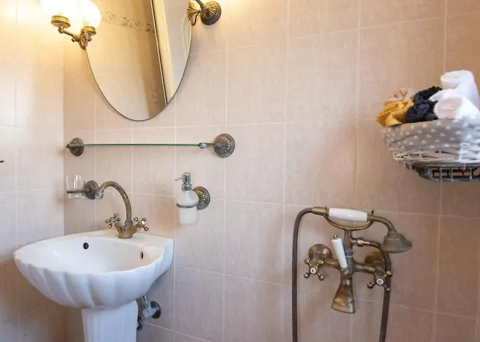 Dana's Luxury Maisonette Villa