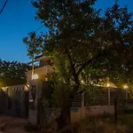 Villa Dana's Luxury Maisonette Volos