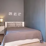 Dana's Luxury Maisonette