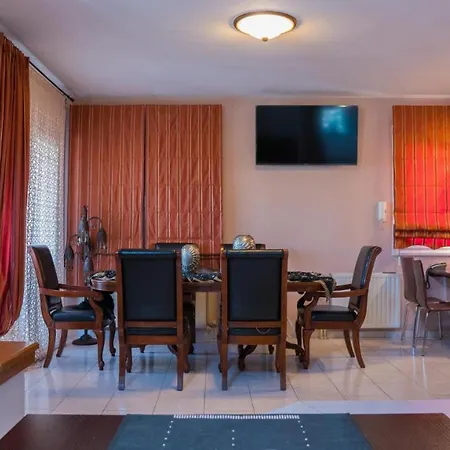 Dana's Luxury Maisonette Βίλα *