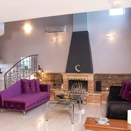 Dana's Luxury Maisonette Villa Volos