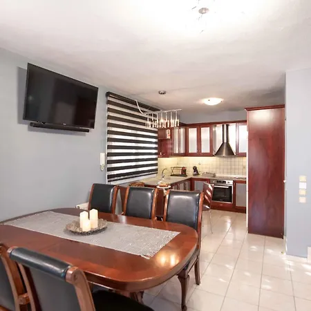Villa Dana's Luxury Maisonette *